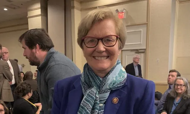 <strong>Congresswoman Pingree renews push to shorten work authorization waiting period for asylum seekers</strong>